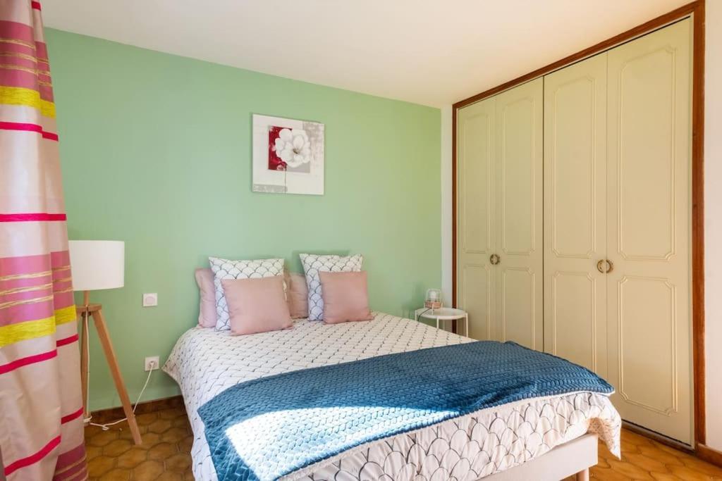 Redessan Villa Kapetanakis מראה חיצוני תמונה