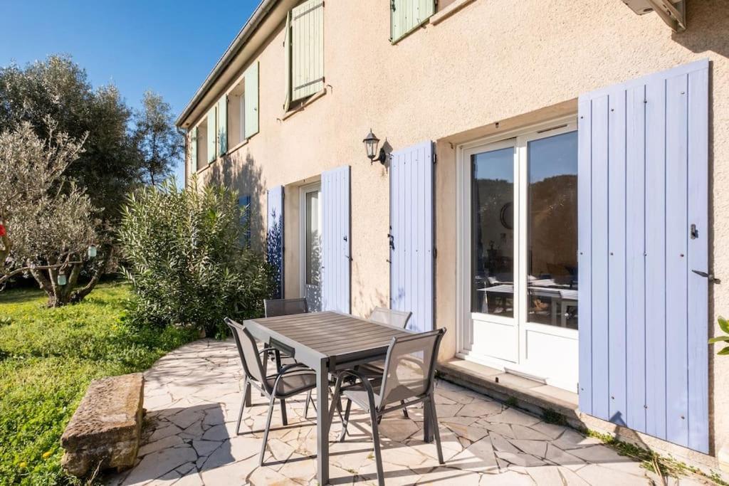 Redessan Villa Kapetanakis מראה חיצוני תמונה